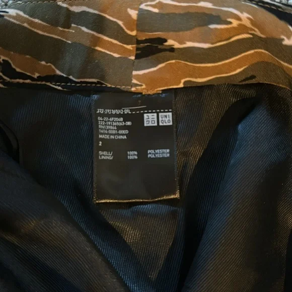 Carine Roitfeld Paris for Uniqlo pencil skirt in army green size 2 - Picture 7 of 12